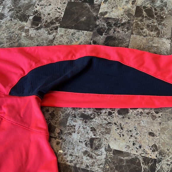 L-Under Armor all season Jacket - Picture 4 of 7